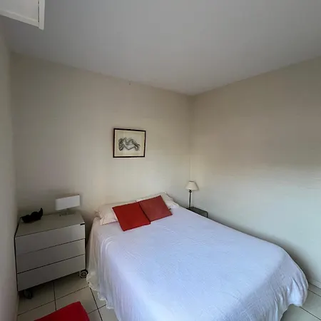 Apartment Confortable Centre-ville - 3 Pers. - Fr-1-319-636 *